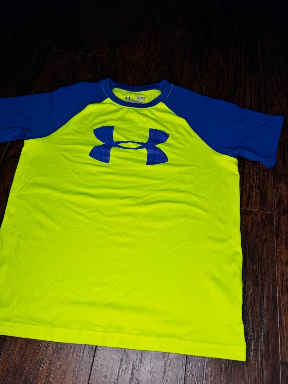 5/$25 EUC Under Armour Boys' Neon Yellow & Blue Short Sleeve YOUTH LARGE